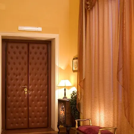 Πανσιόν Domus Livia 3*